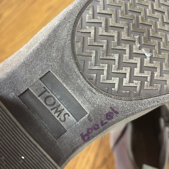 Toms Deia ankle bootie soft suede wool taupe beige block low heel zipper 6 - Picture 7 of 16